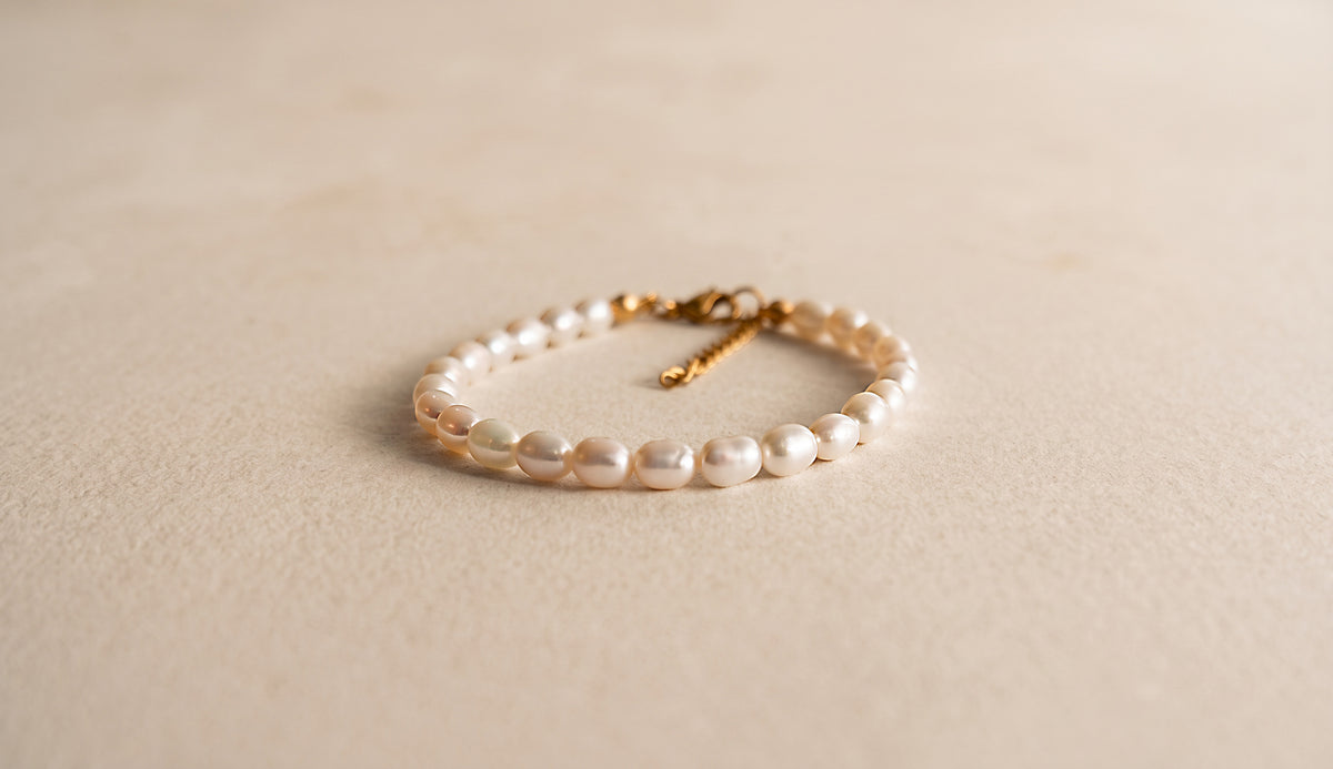 AA Freshwater Rice Pearl Bracelet – 5 × 4.5 mm